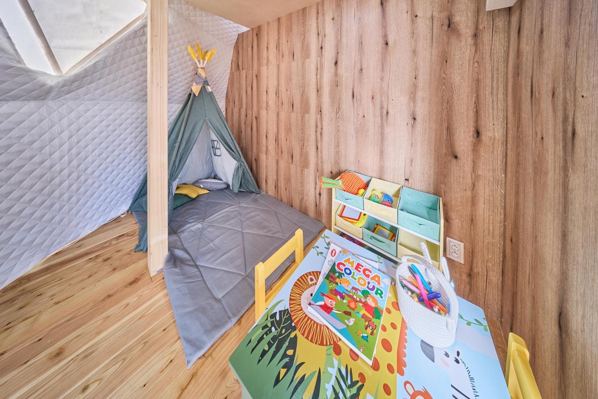 Glamping Slapy Hotell Eksteriør bilde